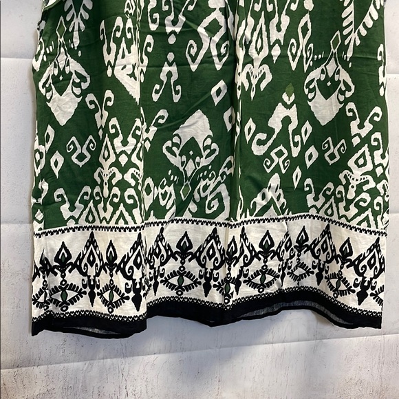 Haute Hippie, Green and White, Ruffle Cap Sleeve, Linen Blend, Boxy Blouse, (3X) - Picture 9 of 11